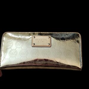 Michael Kors Metallic Gold Wallet